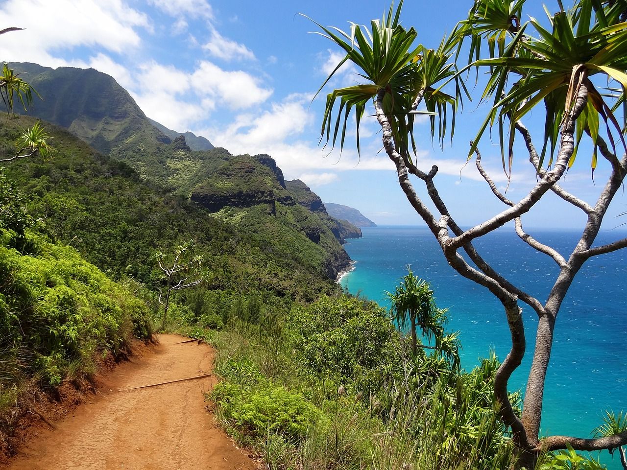 US Getaways for Couples: Beach Bliss and Adventure in One Trip