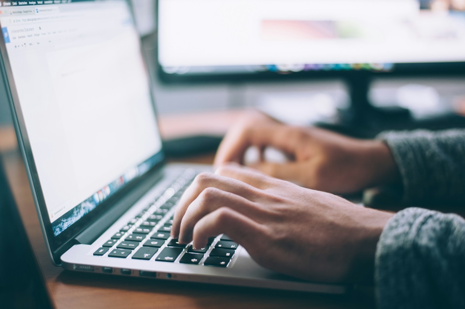 Beyond the Compliments: 6 Unmistakable Signs You’re Excelling at Your Job, According to an HR Veteran with 35+ Years of Insight