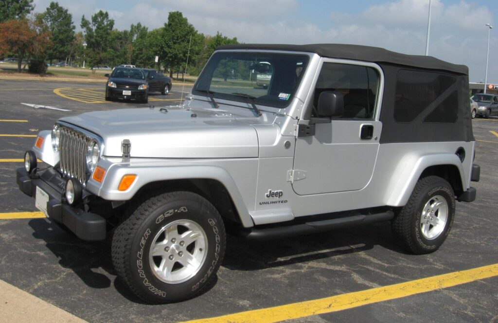 off-road suv 2024 jeep wrangler