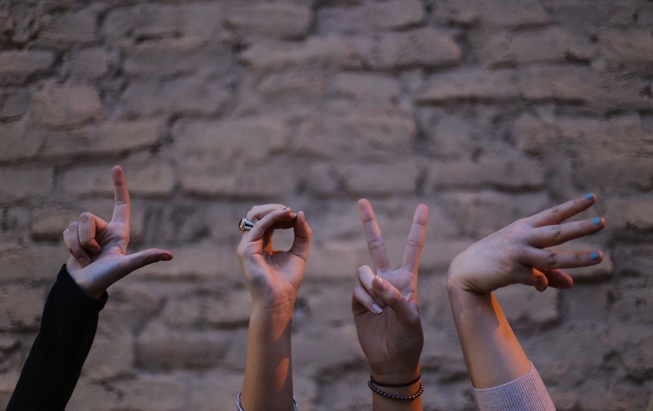 How to Gracefully Back Out of a Group Trip: Money, Friends, and When It’s Okay