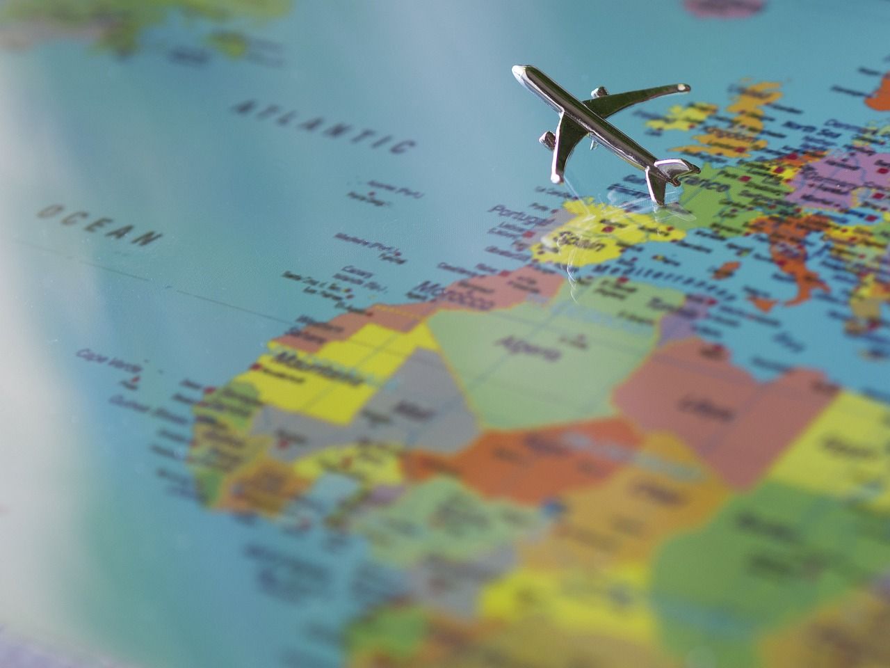 Unlock Peace of Mind: How a Second Phone Transforms Your Travel Experience