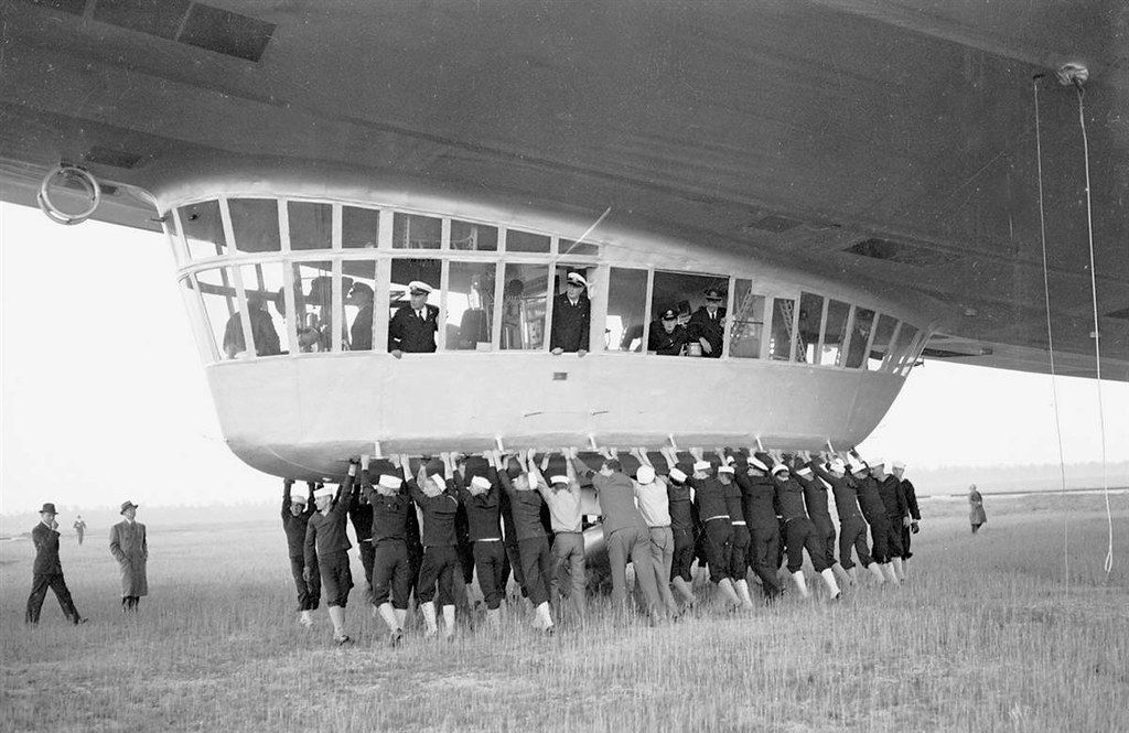 ss-120504-hindenburg-05.ss_full