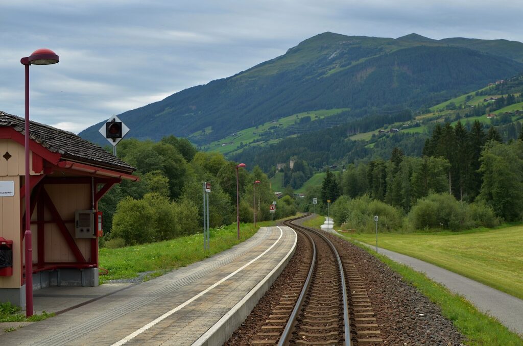 station, a small station, tracks