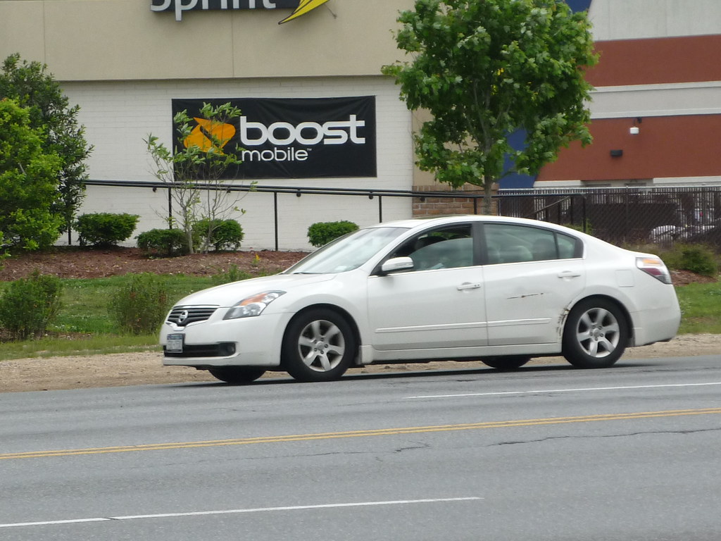 Unpacking the Nissan Altima’s Wild Ride: Innovation, Challenges, and Legacy