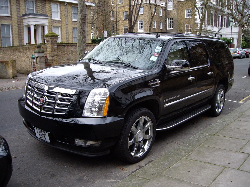 Electric Luxury Just Got Bigger: Introducing the Cadillac Escalade IQL