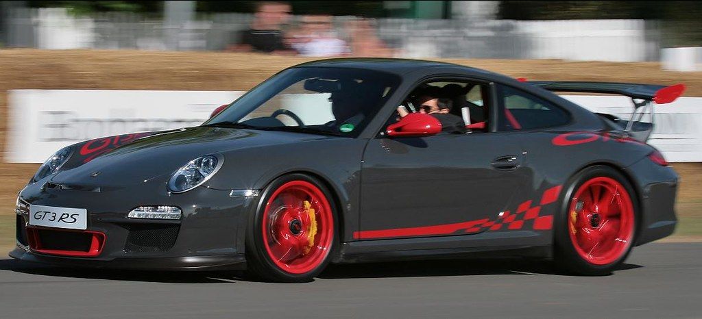 Tight Connection at LAX? Delta Could Send a Porsche 911 GT3 RS For You