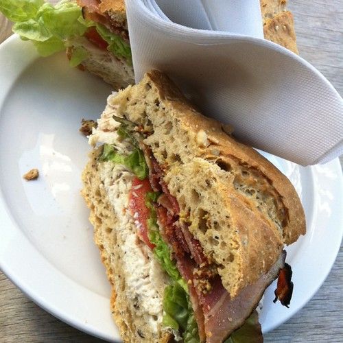 Make The Ultimate Homemade Turkey Bacon & Cheddar Sandwich: A Healthier Recipe