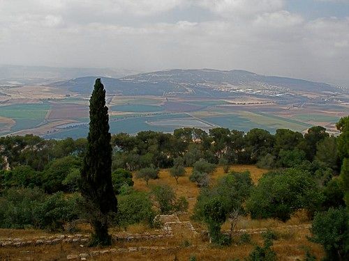 Mount Tabor: Israel’s Sacred Mountain of Battles, Miracles, and Beauty
