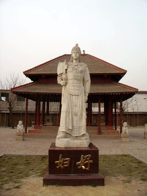 Fu Hao: Unearthing the Tomb of China’s First Female General and Powerful Shang Queen