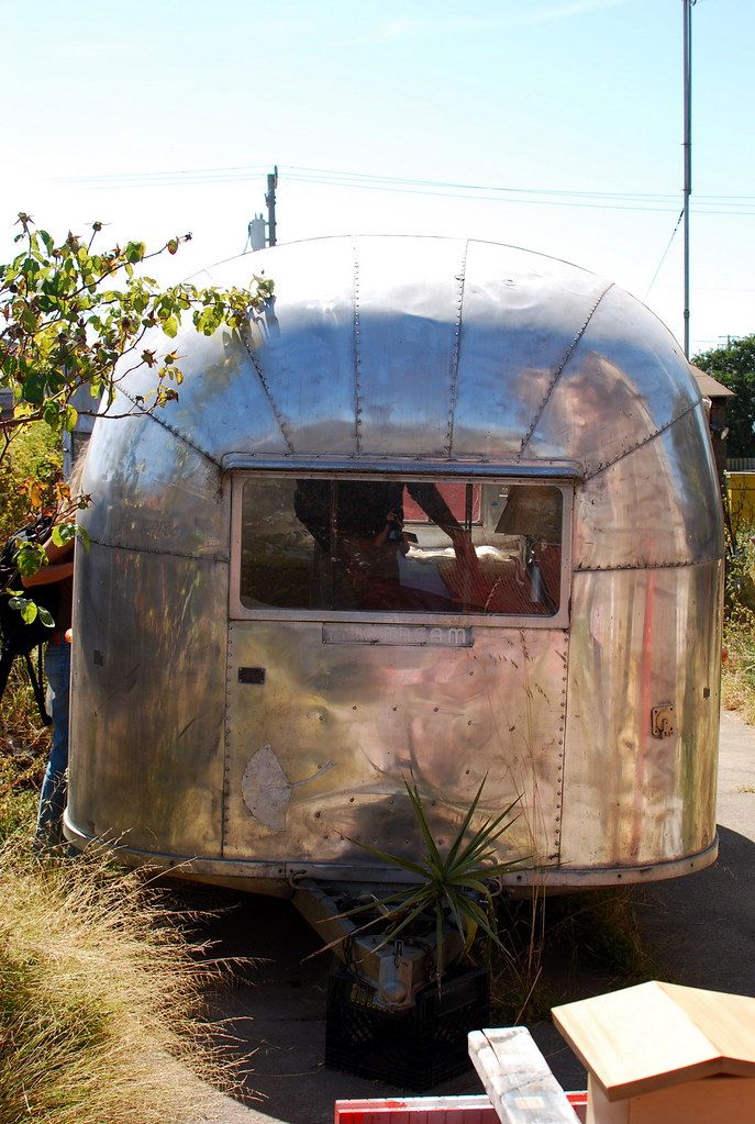 the airstream rv trailer dorm room/tiny house
