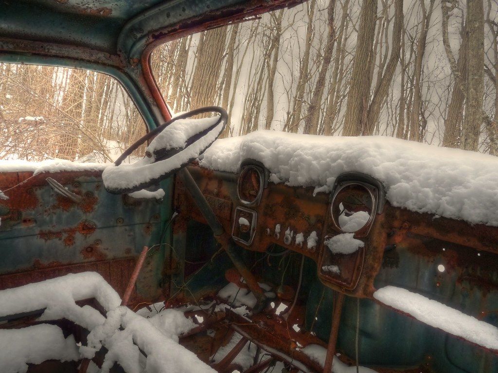 Ranked: The 15 Most Dangerous States to Drive in This Winter