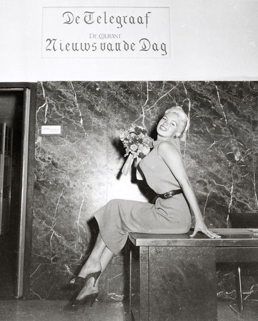 Anderson in The Jayne Mansfield Story