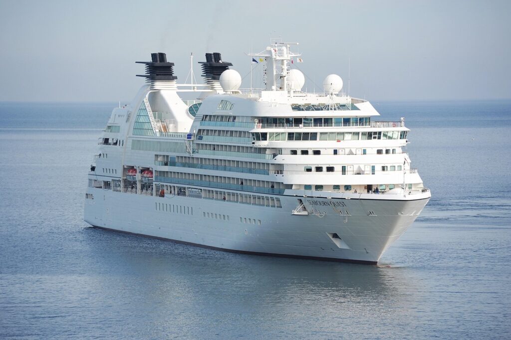 cruise, ship, nature, ocean, cruise ship, passenger ship, cruise line, vessel, passenger vessel, sailing, cruising, vacations, ship travel, travel, luxury, water, sea, baltic sea