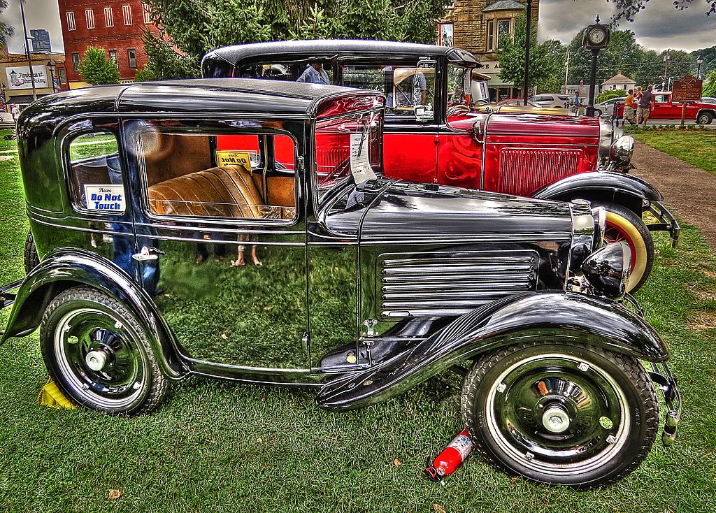 A Comprehensive Guide to Getting an Instant Cash Offer for Your Rare and Collectible Car