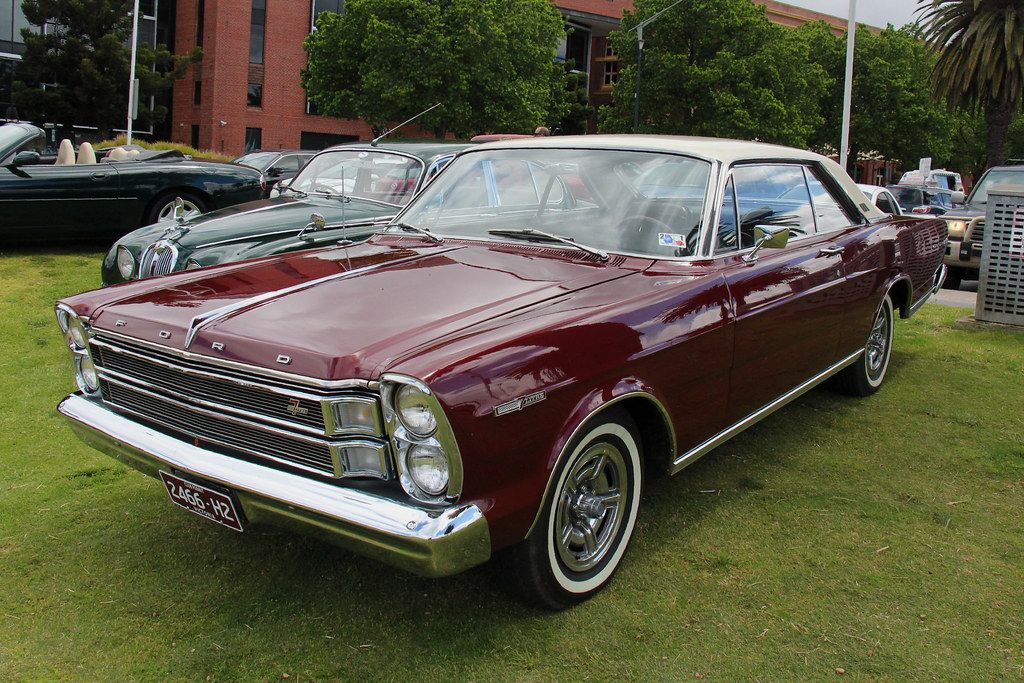 1966 Ford Galaxie 500 7-litre