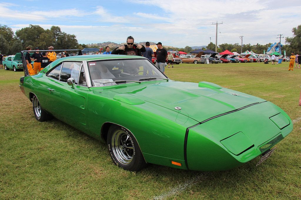 1969 Dodge Charger Daytona/Plymouth Superbird