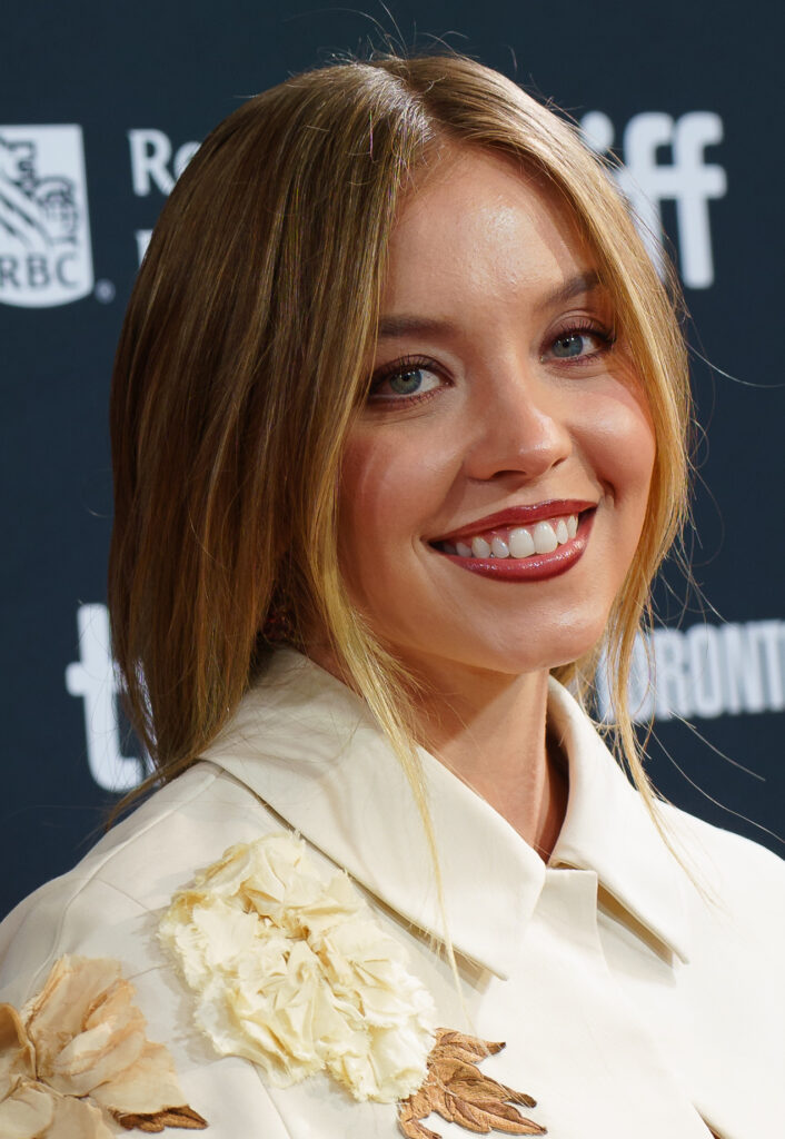 How Sydney Sweeney Turns Fashion Risks Into Conversations About Confidence