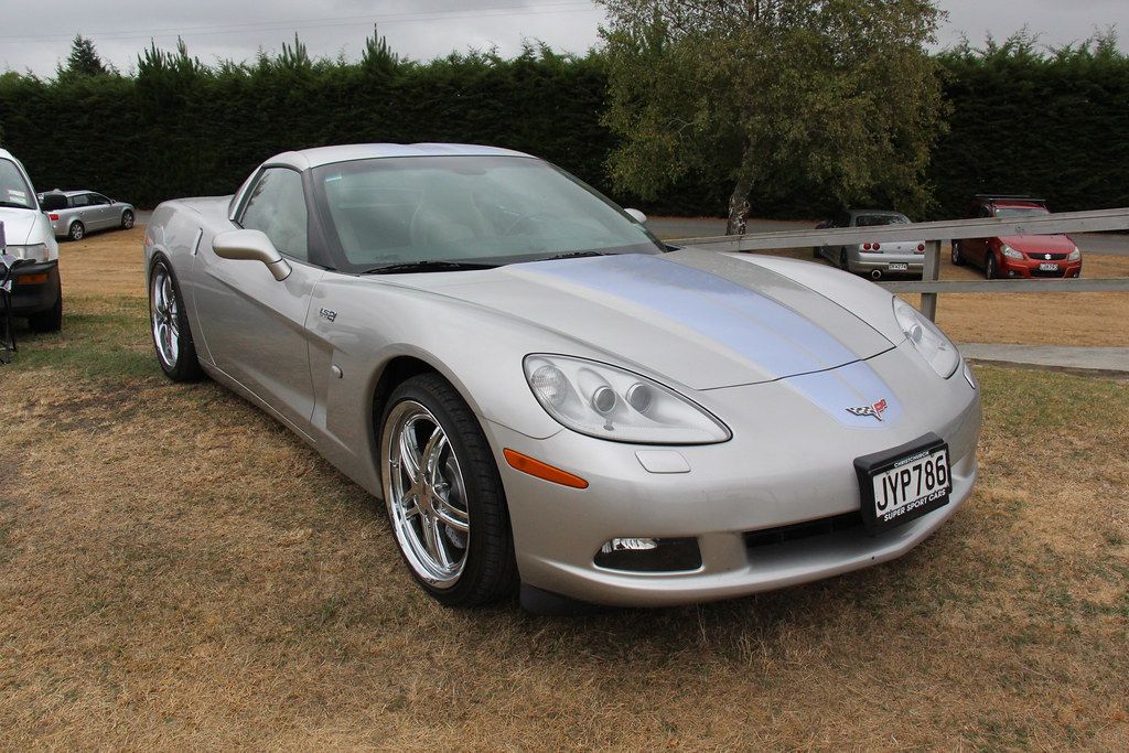 Chevrolet Corvette C6 – Affordable Performance