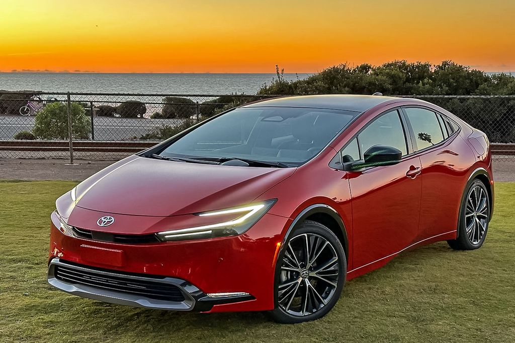 Toyota: Intertwined Ovals of Customer, Company, and World