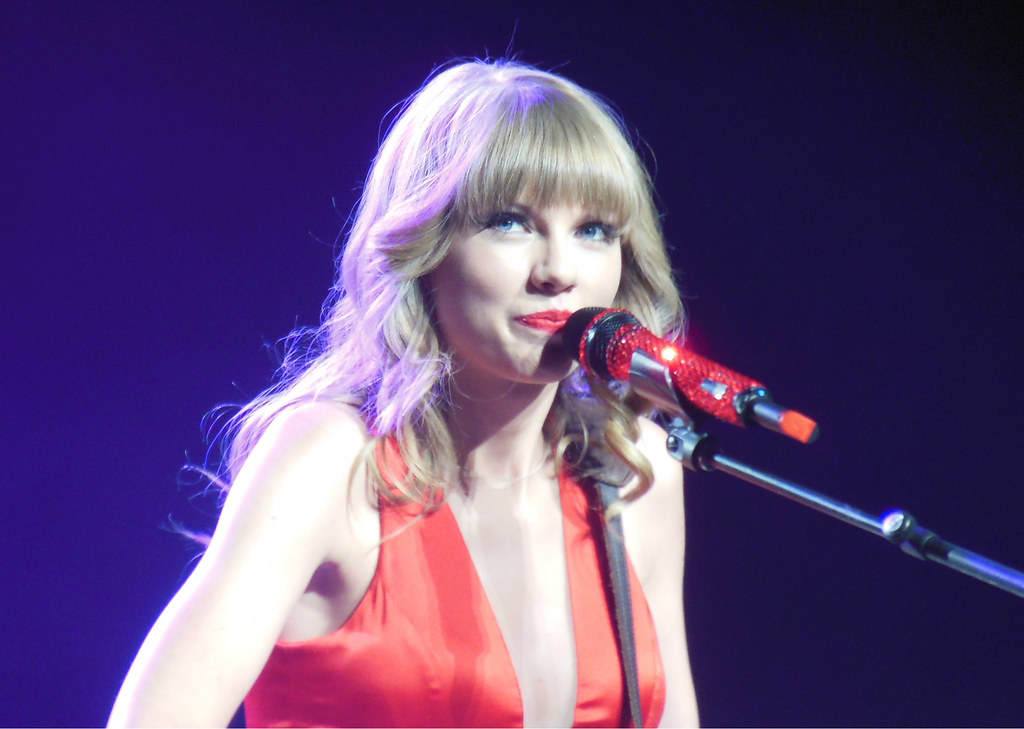 Taylor Swift Dazzles Fans with ‘The Life of a Showgirl’: Unveiling Her Most Personal Album Yet, Inspired by the Eras Tour!