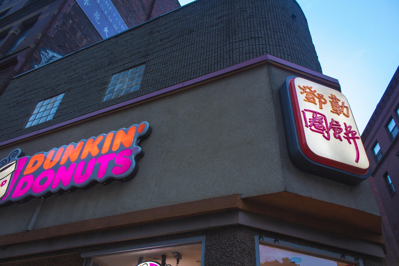 dunkin, donuts, dunking, boston, downtown, city, urban, sign, neon, lights, chinese, chinatown, pink, orange, blue, blue neon, dunkin, dunkin, dunkin, dunkin, dunkin