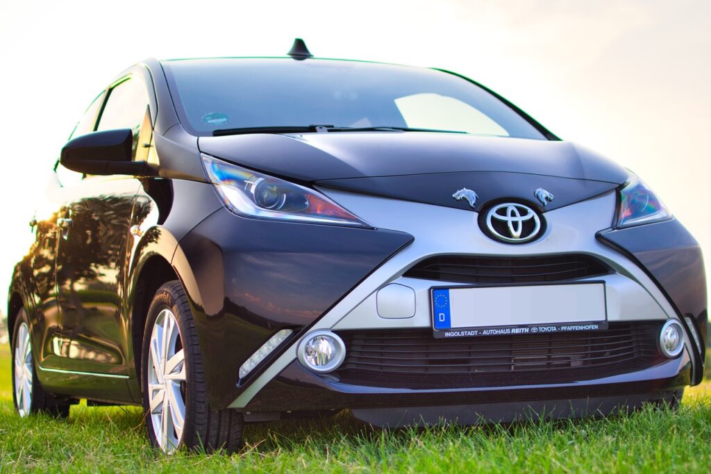 The Hydrogen Horizon: Why Toyota’s Multi-Path Gamble in EVs and Fuel Cells Could Redefine the Future, Challenging Tesla’s Electric Reign.