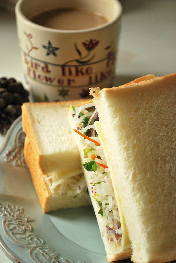 Fuel Your Day: 12 Deliciously Healthy Sandwiches and Wraps for Work and School