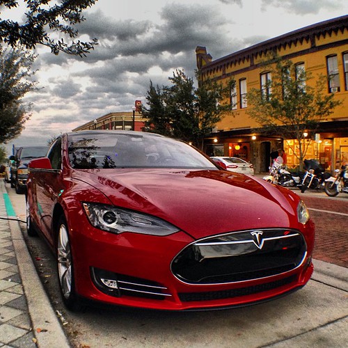 Beyond the Hype: 12 Top Electric Vehicle Alternatives to Tesla Worth Considering Now