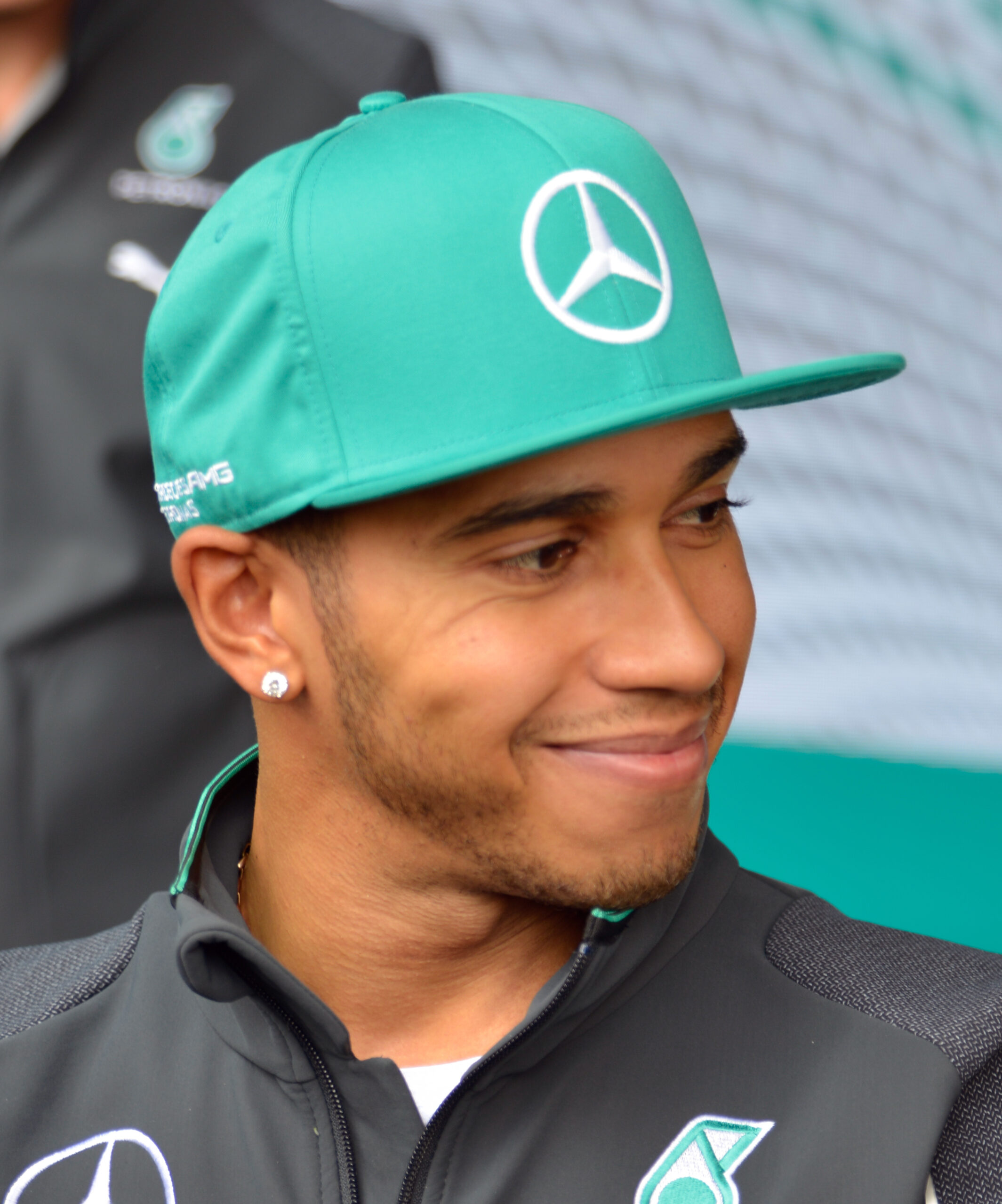 Lewis Hamilton’s Legendary Garage: A High-Octane Tour of the 7x F1 Champion’s Unrivaled Car Collection