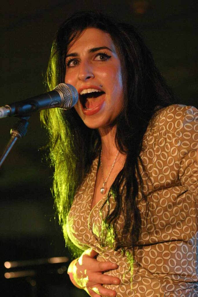The Haunting Echoes: Unpacking Amy Winehouse’s Final Performances and the Tragic Road to the 27 Club