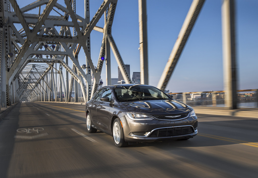 Chrysler 200