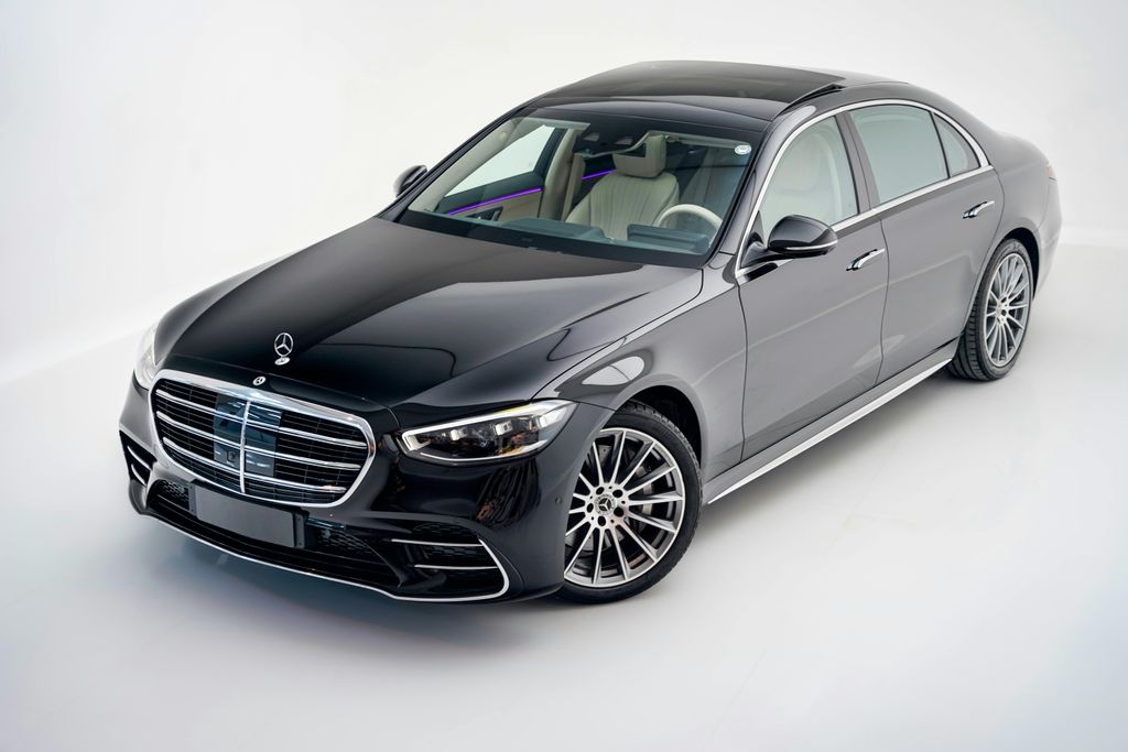 High-End Mercedes S600