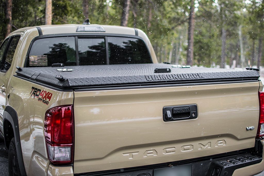 Toyota Tacoma tonneau cover