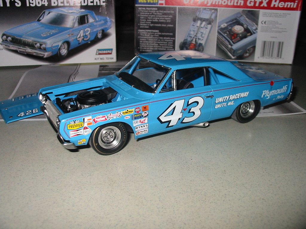 Dodge Plymouth racing rivalry