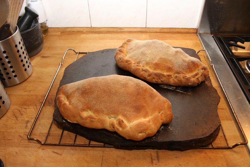 historical pizza-like foods