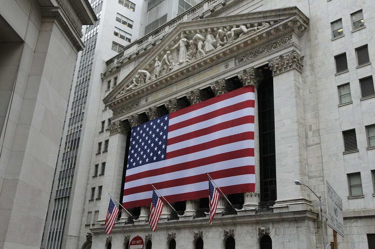 Navigating Financial Crises: The 2011 Debt Eradication