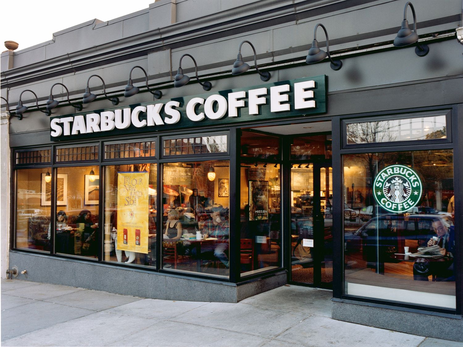 Starbucks’ Nationwide Reusable Cup Initiative: A Transformative Step Towards a Greener Coffee Future