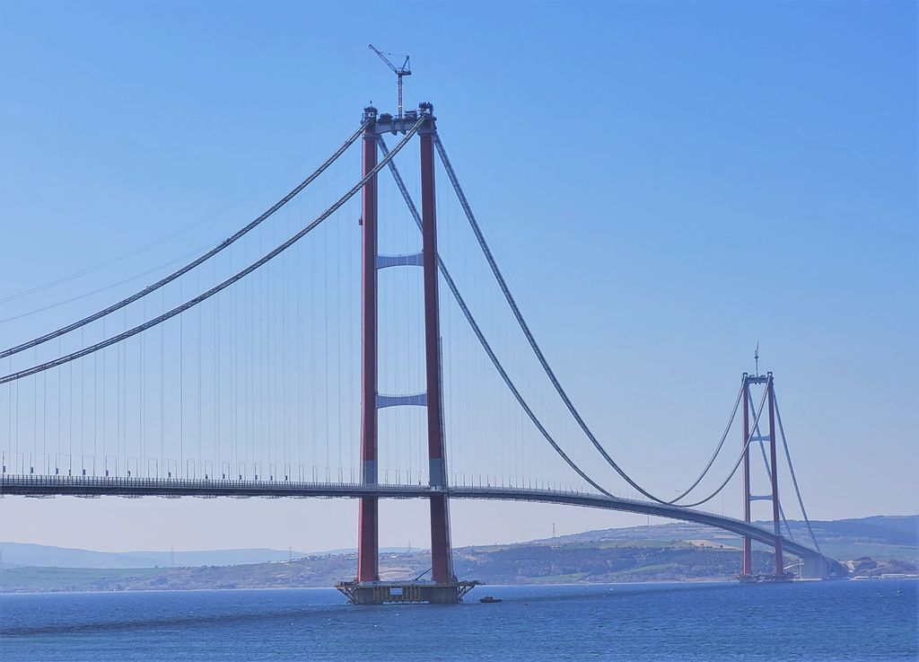 Italy Greenlights World’s Longest Suspension Bridge: A Bold Vision Meets Enduring Challenges of Mafia and Earthquakes