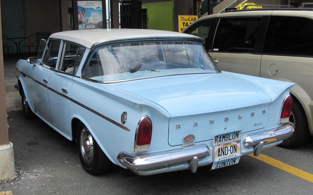 Rambler Rebel V8