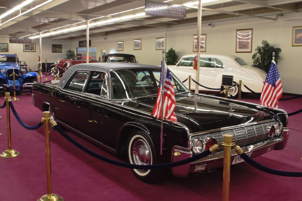Lincoln Continentals 1960s presidential cars