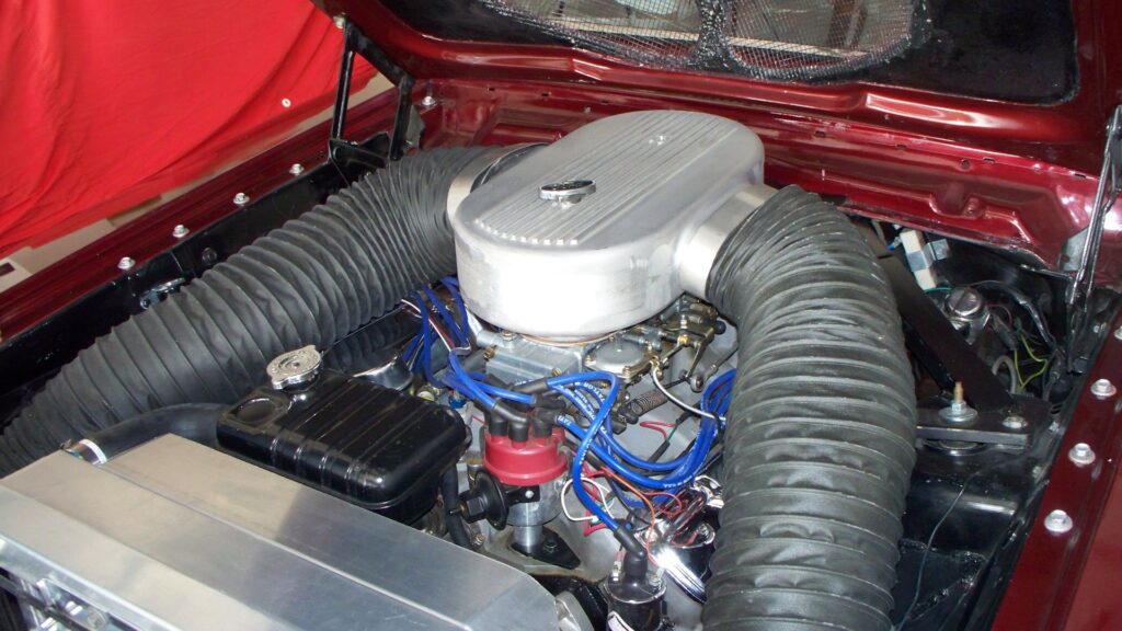 L72 427 cubic inch V-8 engine