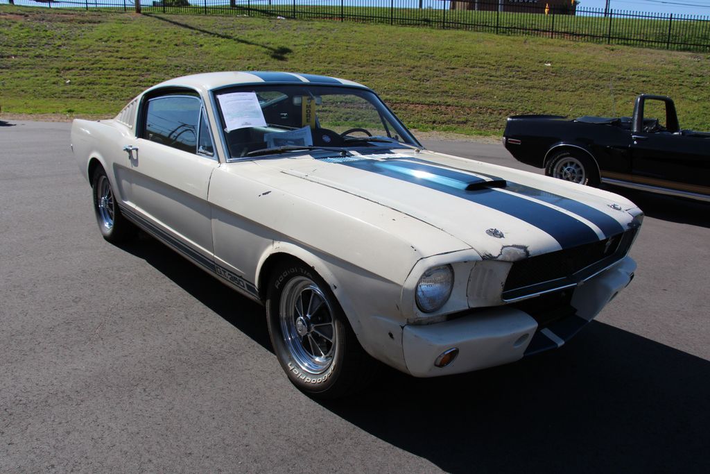 Ford Mustang (1965-1970)