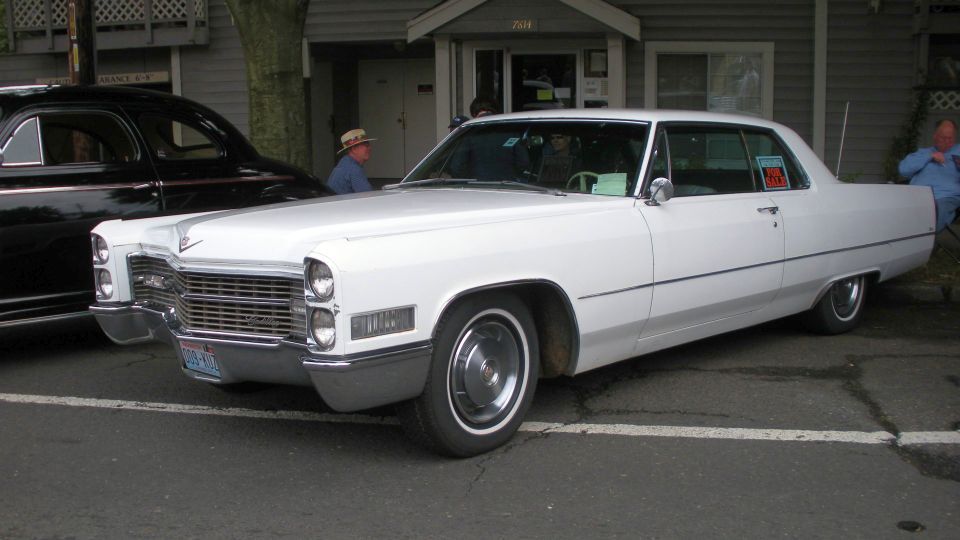 Cadillac Calais