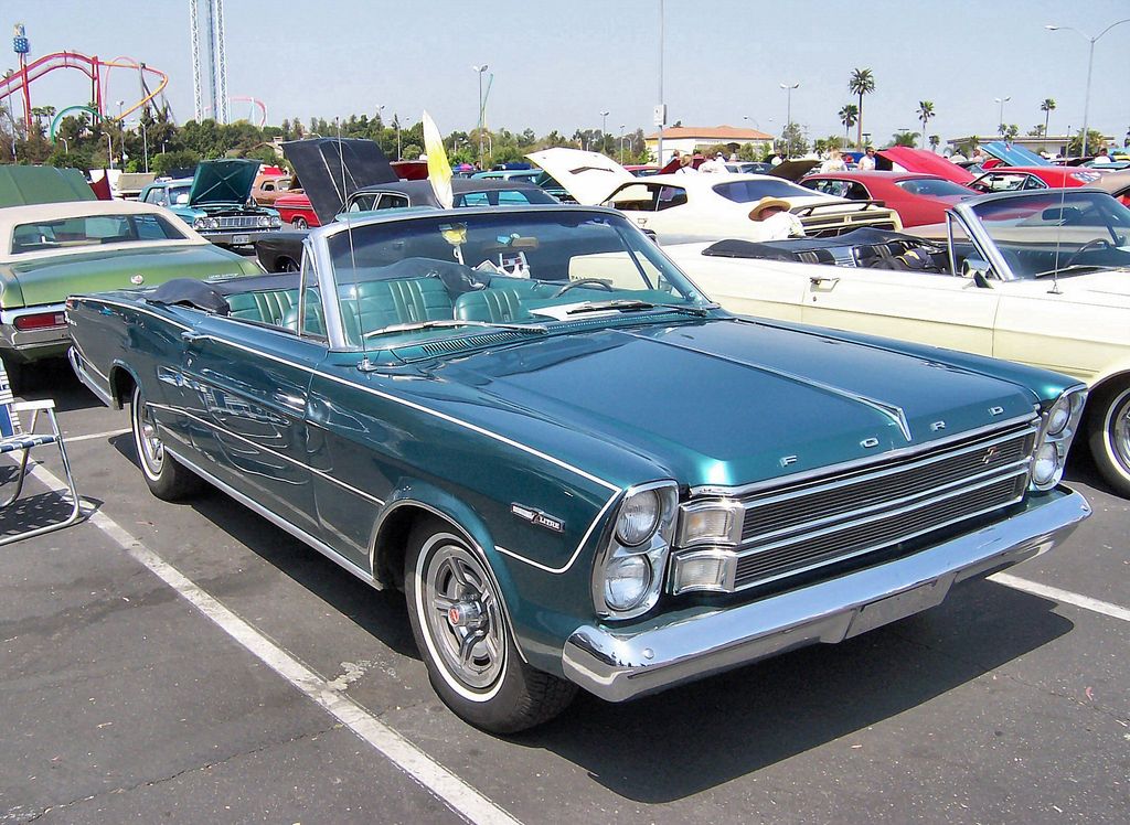 Ford Galaxie 500 7-Litre
