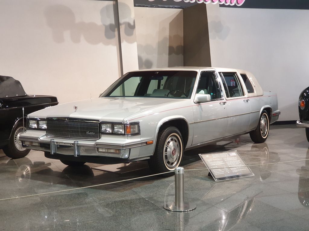 1986 Cadillac Fleetwood