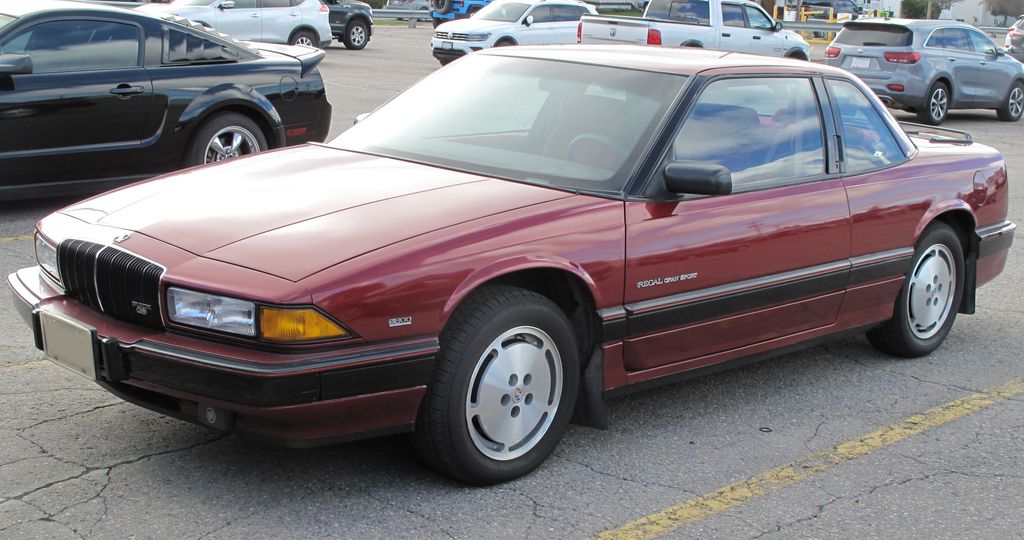 Unleashing the Beasts: The 10 Rarest American Cars of the 1990s – Muscle, Innovation, and Collectible Icons