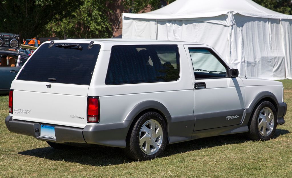 1992 GMC Typhoon
