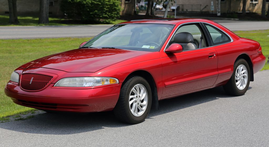 Lincoln Mark VIII LSC