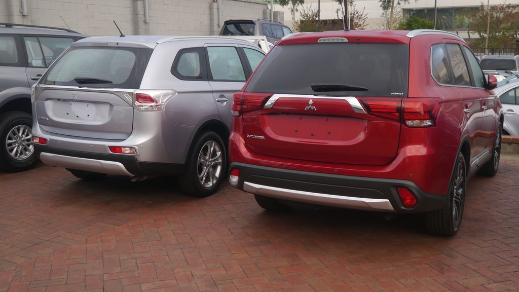 Mitsubishi Outlander Sport (5-Year-Old Model)