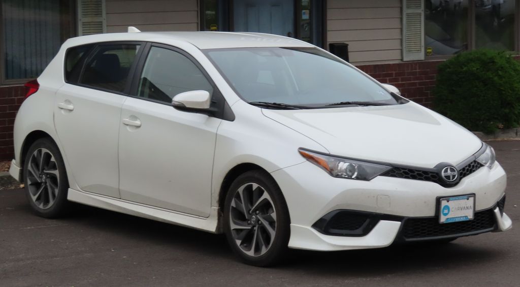 2016 Scion iA and iM